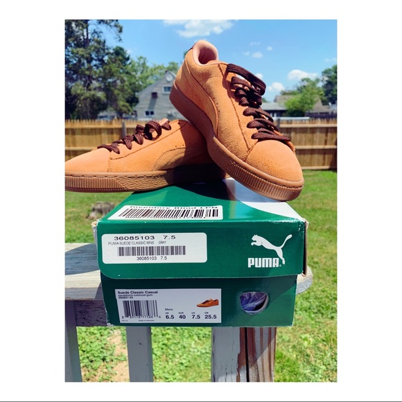 Puma Suede Classic Sneakers - Picture 2 of 4